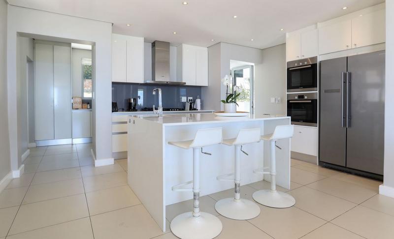5 Bedroom Property for Sale in Camps Bay Western Cape